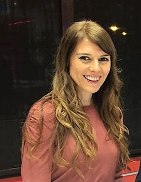 conoce a mónica armada