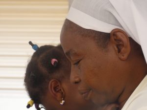Sor Agata orfanato de Burkina Faso