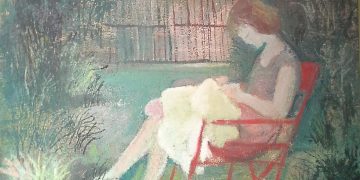 joven cosiendo, detrás de la costura