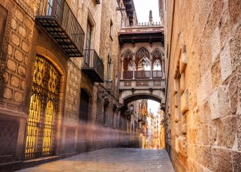 El cuento de Leandro y Dolores