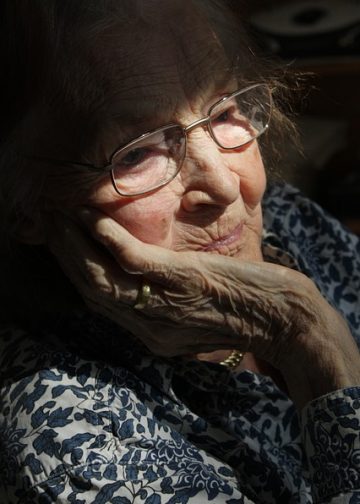 apoyan la libertad del enfermo cuando la muerte está cercana, porque evitan que esten tan condicionado por el dolor y el sufrimiento para decidir