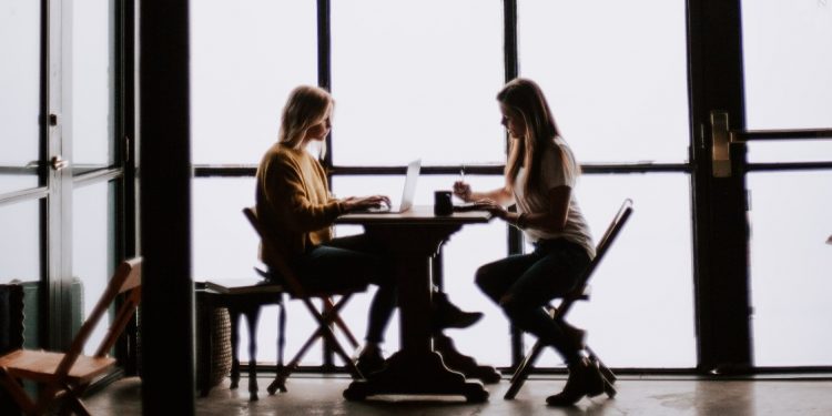 como hablar del distanciamiento social