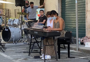 María con el órgano