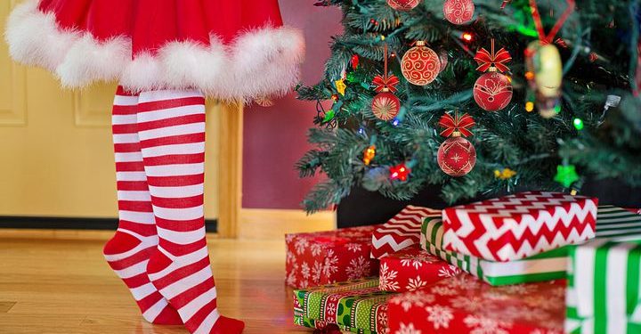 ¿Necesita el niño recibir tantos regalos en Navidad?