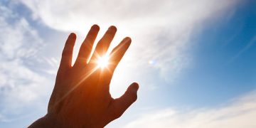 Vivir bajo el paraguas de la esperanza