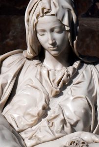 Detalle de La Piedad de Miguel Ángel
